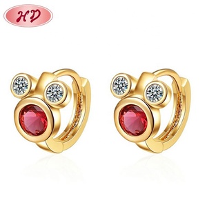 Hengdian 2022 - Pendientes de Aro con Forma de Mickey Mouse, Chapados en Oro de 18K, Bonitos Pendientes de Regalo para Niñas - Product Image 1