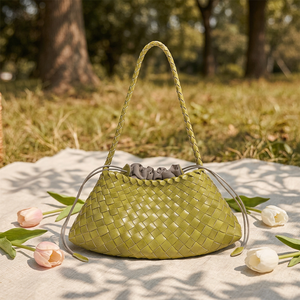 Nuova <span class=keywords><strong>Borsa</strong></span> a Mano per Donne con Texture Raffinata, Semplice <span class=keywords><strong>Borsa</strong></span> Intrecciata Artigianale, <span class=keywords><strong>Borsa</strong></span> a Tracolla Personalizzata e alla Moda, Piccola <span class=keywords><strong>Borsa</strong></span> Quadrata - Product Image 5