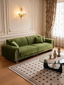 Sofá de Terciopelo Verde de Tres Plazas con Patas de Metal, Estilo Moderno de Mediados de Siglo, Respaldo Acolchado, Muebles para Sala de Estar - Product Image 3