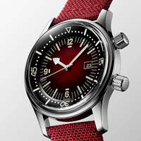 Montre de plongée à quartz pour femme Swiss Classic, design mécanique