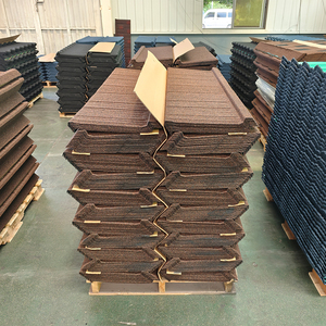 Tuiles de toiture en <span class=keywords><strong>aluminium</strong></span> en promotion, fournies directement par l'usine chinoise, à <span class=keywords><strong>prix</strong></span> abordable, pour la construction. - Product Image 1