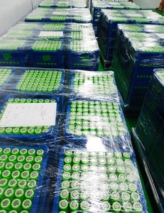 Перезаряжаемая LFP 32140 33140 32135 32138 15Ah 3,2 V OEM высокая и полная емкость ячейка глубокого цикла для хранения энергии аккумуляторная батарея - Product Image 4