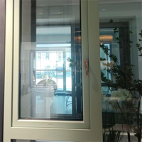 Ventana Vertical de Aluminio y Madera Compuesta con Doble Acristalamiento, Aislamiento Acústico y Térmico, y Mosquitera Plegable