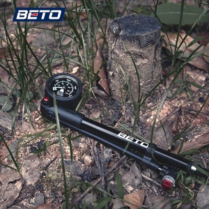 Inflador de Bicicleta para Suspensión Trasera MTB, Bomba de 400 PSI con Válvula Schrader, Bomba Manual de Aleación de Aluminio con Manómetro BETO SP-003AG - Product Image 6