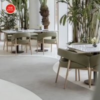 Ensemble table et chaises de café en cuir vert au design moderne, vente en gros, mobilier de restaurant commercial en bois massif avec revêtement souple