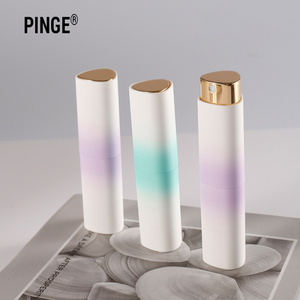 ขวดน้ำหอมแบบ Crimp ขนาด 10 มล. ทรงกระบอก ดีไซน์แฟชั่นสุดพิเศษ พร้อมหัวฉีดสเปรย์ - Product Image 1