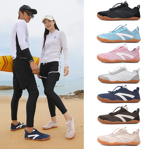Chaussures décontractées en maille à lacets, bout rond, semelle extérieure en caoutchouc respirante, toutes saisons, chaussures de sport unisexes - Product Image 1