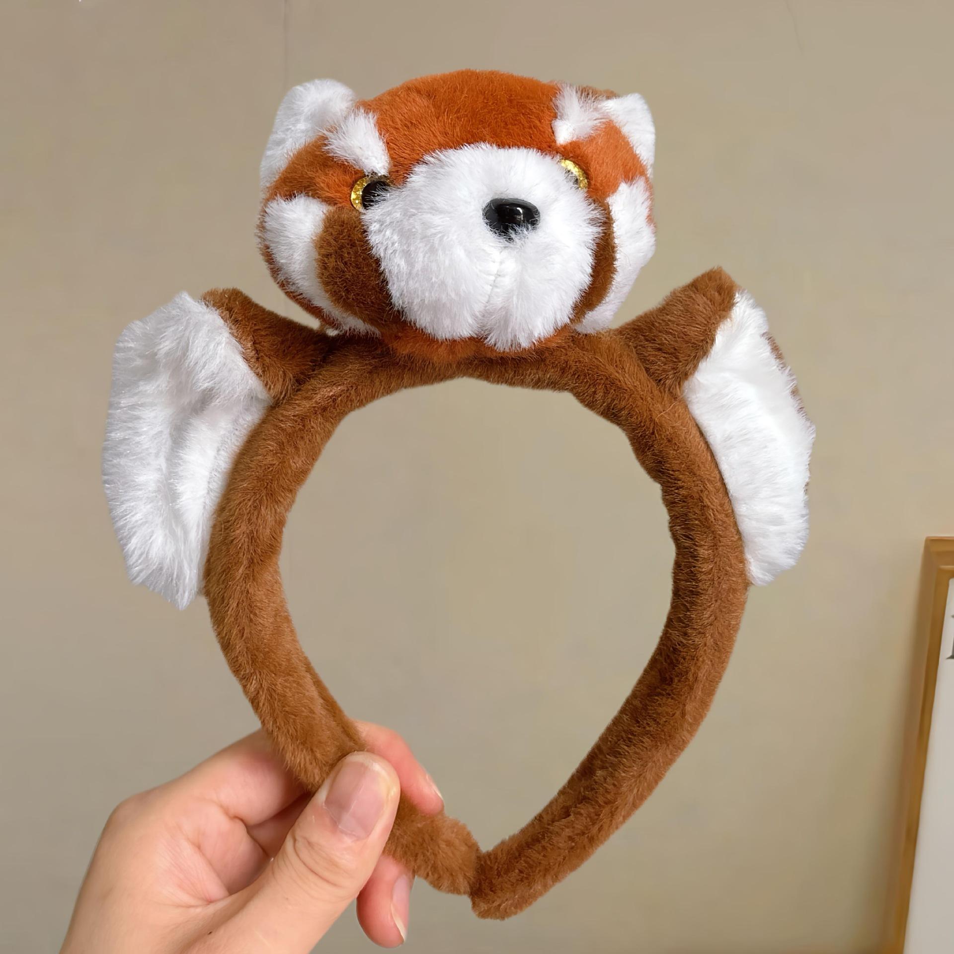 Cartoon raccoon with upright ears