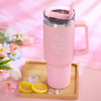 Ensemble de luxe personnalisé en acier inoxydable rose pour femme : Gobelet isotherme 40oz, Couverture, Bougie, Chaussettes, Kit de spa et de bain, Cadeau de bien-être