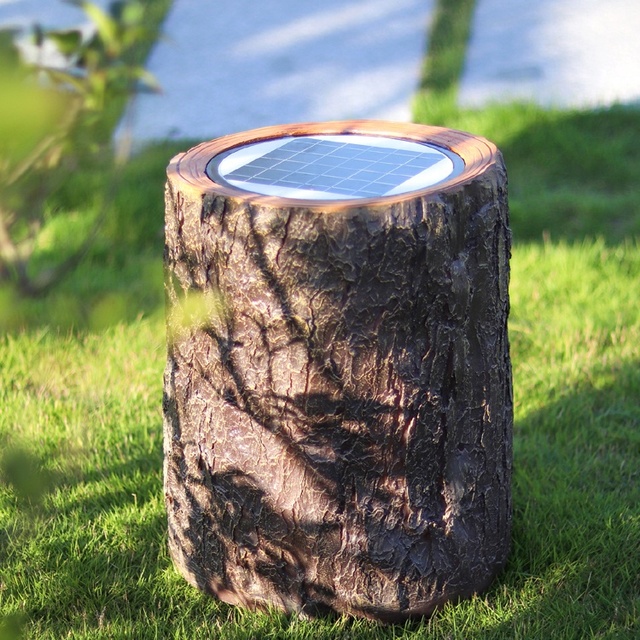 Factory Direct Wholesale Outdoor Street Landscape Christmas Decoration Motif Artificial Tree Stump LED IP65 Solar Garden Lights