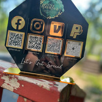 Letrero Acrílico Personalizado para Mesa de Negocio con Código QR Dorado para Redes Sociales, Placa para Facebook e Instagram