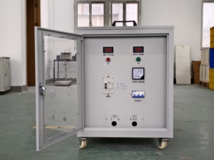 Transformador convertidor de fase de <span class=keywords><strong>1</strong></span> fase de 220V a 3 fases de 380V con cable neutro cero cable - Product Image 3