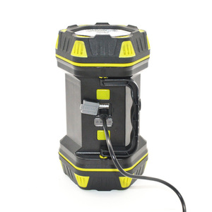 Lanterne rechargeable à LED avec variateur d'intensité, couleur rouge, pour le camping et les activités de plein air - Product Image 1