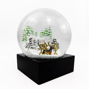 Globo <span class=keywords><strong>di</strong></span> Neve Personalizzato <span class=keywords><strong>di</strong></span> Alta Gamma con Paesaggio Invernale Sci, Ornamento in Resina e <span class=keywords><strong>Vetro</strong></span>, Tema <span class=keywords><strong>Anime</strong></span> e Umano, Regalo - Product Image 2