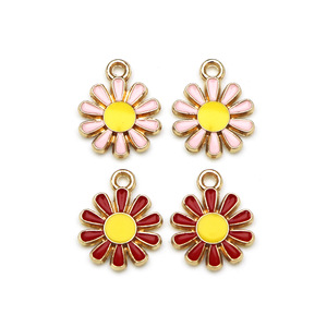Pendentif breloque en alliage de zinc en forme de fleur Daisy, accessoire de bijouterie DIY, porte-clés unisexe, chaîne de téléphone portable - Product Image 4