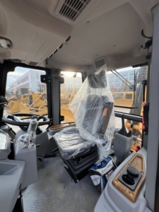รถแบคโฮล้อเดอร์ JCB 3CX ใหม่ ขับเคลื่อน 4 ล้อ ประสิทธิภาพเสถียร โครงสร้างกะทัดรัด เหมาะสำหรับงานก่อสร้างในพื้นที่แคบ - Product Image 3