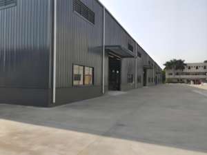 Bâtiments d'entrepôt et d'atelier en structure métallique préfabriquée moderne <span class=keywords><strong>PEB</strong></span>, design personnalisé, surface galvanisée - Product Image 4