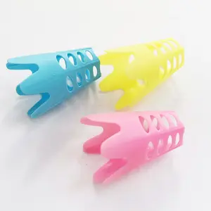 Longsan Plastic Factory Supply Flexible Golf Tee Blue Pink Yellow Green Spot