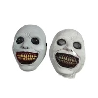 Masque en plastique d'horreur effrayant pour adultes Masque souriant le plus effrayant pour les fêtes d'Halloween Maisons hantées Costumes de jeu d'Halloween effrayants
