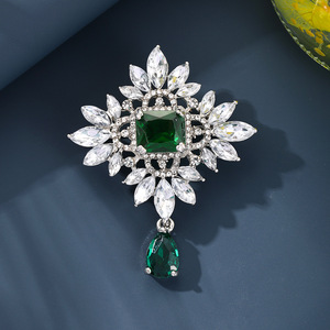 Broche de mariage baroque classique turquoise, épingles de robe de luxe en alliage plaqué or, strass géométriques, perle vintage, cadeau de fête - Product Image 3
