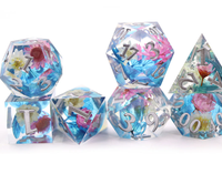 Vente en gros usine : Ensemble de dés de jeu de table Dungeons and Dragons, dés en résine rouge à noyau liquide avec logo personnalisé, lot de 7 pièces