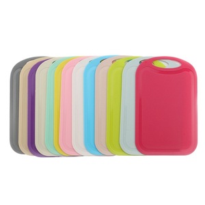 Tabla de cortar frutas de plástico, herramienta de cocina pequeña y ligera, material PP para preparación de alimentos para bebés - Product Image 4