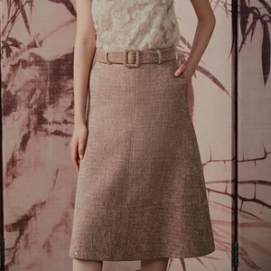 Jupe trapèze de luxe printemps en tweed beige-brun avec sequins et accents scintillants, longueur mi-mollet, respirante, avec ceinture en tissu assortie - Product Image 1
