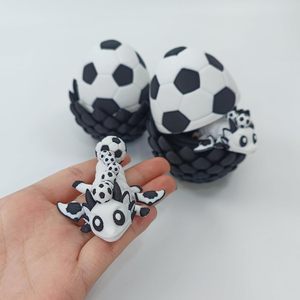 Statua di Drago con Uovo di <span class=keywords><strong>Calcio</strong></span> Stampata in 3D, Materiale PLA, Ornamento Artigianale, Regalo Trendy e Creativo, Figurina Giocattolo Unisex per Età 7-12 - Product Image 3