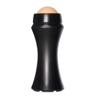 Outil de soin du visage Mini rouleau de jade réutilisable pour le visage à la maison ou en déplacement Rouleau volcanique absorbant l'huile pour le massage