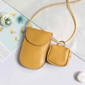 La <span class=keywords><strong>nouvelle</strong></span> <span class=keywords><strong>version</strong></span> coréenne du sac de téléphone portable à la mode porte-monnaie <span class=keywords><strong>deux</strong></span>-en-<span class=keywords><strong>un</strong></span> Ins japonais Mini petit sac diagonal - Product Image 4