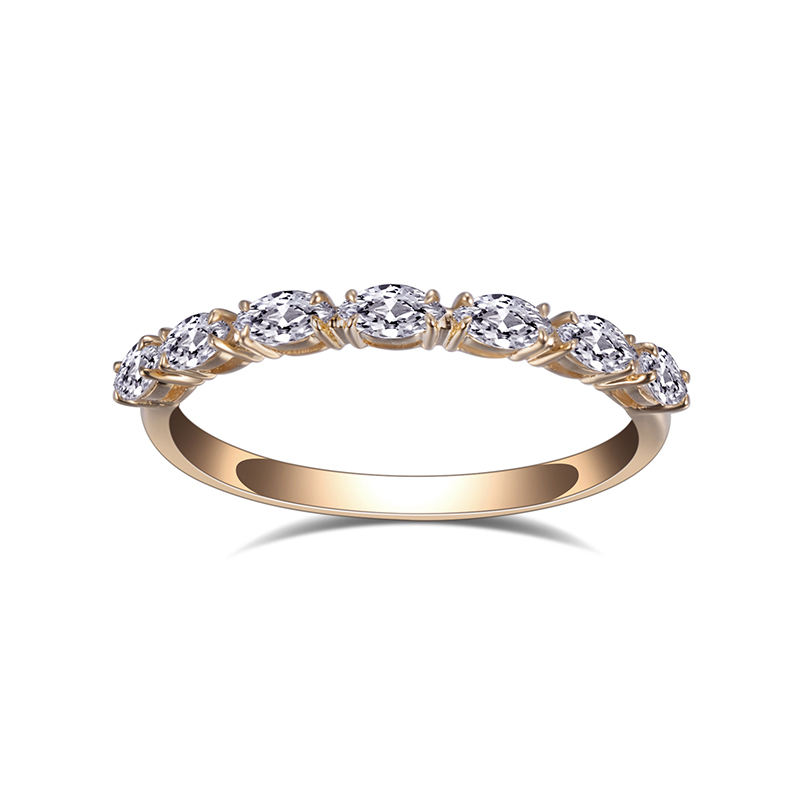 เยลโลว์โกลด์ 18K