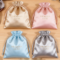 Pochette en satin de soie doux avec cordon de serrage, personnalisable, pour le rangement des perruques, des postiches et des accessoires capillaires