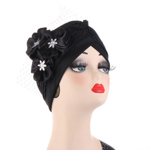 Fleur à volants Polyester Turban casquettes femmes musulmanes intérieur Hijab Cap Turban <span class=keywords><strong>bandeau</strong></span> maison porter <span class=keywords><strong>chimio</strong></span> chapeau - Product Image 4