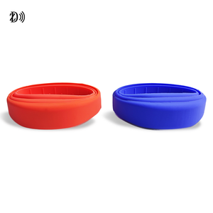 NFC Çipli RFID Erişim Kontrol Bilekliği Mini Etiketli Özel Baskılı Su Geçirmez Silikon Bileklik Festivaller İçin - Product Image 4