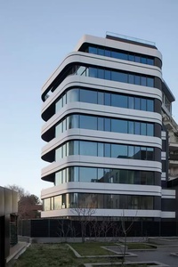 Contemporary Glass Curtain Wall <b>Panels</b> <b>Mirror</b> Surface Anti-Corrosion for Building Exterior Applications - Product Image 1