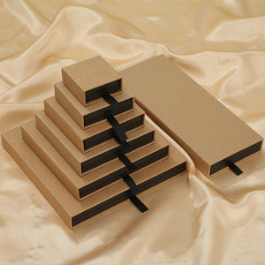 Tùy chỉnh hai lớp PE phim treo hộp mới dày bao bì giấy cho vòng đeo tay và đồ trang sứ<span class=keywords><strong>c</strong></span> - Product Image 1