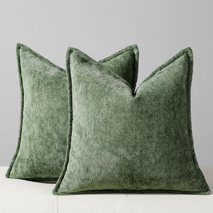 ปลอกหมอนอิงตกแต่งคริสต์มาสสีเขียวป่า แพ็ค 2 ชิ้น ขนาด 18x18 นิ้ว ผ้าเชนิลล์นุ่มสบาย สไตล์วินเทจ ปลอกหมอนอิงสี่เหลี่ยมสำหรับโซฟา - Product Image 2