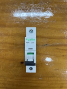 Mini <span class=keywords><strong>disjoncteur</strong></span> intelligent iK60N ic60n MCB 1 pôle 1 ampli pour la maison - Product Image 2