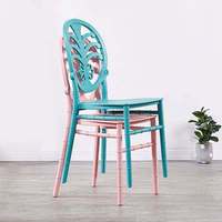 Chaise de salle à manger en plastique empilée colorée moderne rose dressing chair café restaurant événements