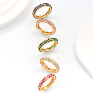 Anillo de Compromiso y Boda Personalizado en Plata con Incrustaciones de Diamantes, Circonita Cúbica Rosa, Verde y Azul, Deslumbrante para Mujeres y Hombres - Product Image 3