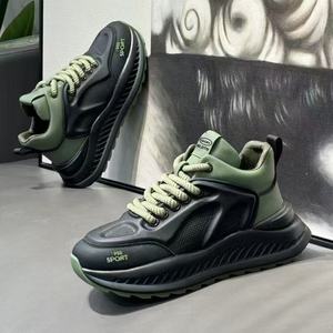 Chaussures de sport pour hommes de style Qi, baskets de course confortables, chaussures de marche antidérapantes et décontractées - Product Image 1