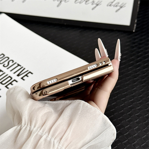 เคสใสเคลือบหรูหราแบบแม่เหล็กสำหรับ iPhone Ultra 18 รองรับการชาร์จไร้สาย พร้อมเลนส์ยกป้องกัน - Product Image 6