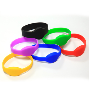 Pulsera RFID resistente al agua Control de acceso al parque temático 74mm 65mm 55mm 13,56 MHz niños adultos <span class=keywords><strong>seguimiento</strong></span> silicona código QR 125kHz - Product Image 6