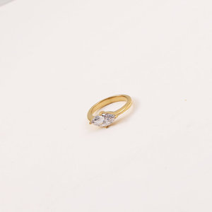 Nouveau à la mode résistant au ternissement en acier inoxydable Marquise Zircon anneaux étanche 18k plaqué or CZ <span class=keywords><strong>pierre</strong></span> anneaux INS femmes anneaux - Product Image 5