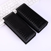 Boîte à stylos en cuir PU noir effet crocodile avec couvercle rabattable et surpiqûres blanches, pour stylos plume, stylos bille et stylos gel, emballage cadeau et boîte de rangement, vente en gros