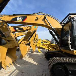 Excavatrice sur chenilles d'occasion Cat330D/330D2L, moteur d'origine, pompe, capacité de la benne de 1,8 m, poids opérationnel de 30 tonnes pour - Product Image 3