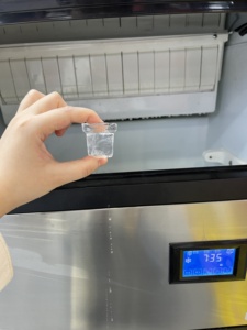 Gourmet <b>Ice</b> Cylinder <b>Machine</b> Stainless Steel Hot Sale Home Hotel 68kg Storage Capacity China Best Good After-sale Service <b>Ice</b> Ma - Product Image 3