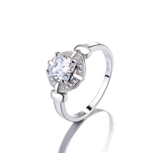 Anillo <span class=keywords><strong>de</strong></span> compromiso <span class=keywords><strong>de</strong></span> <span class=keywords><strong>Plata</strong></span> <span class=keywords><strong>de</strong></span> Ley <span class=keywords><strong>925</strong></span> con diseño Simple personalizado - Product Image 4