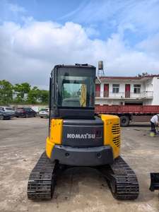 Mini-excavatrice hydraulique d'occasion Komatsu PC55MR 5 tonnes, équipement de terrassement compact sur chenilles, avec moteur et pompe principaux - Product Image 2