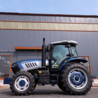 Tracteur agricole multifonctionnel 4x4 avec chargeur frontal 160 CV, transmission par engrenages, pompe et boîte de vitesses